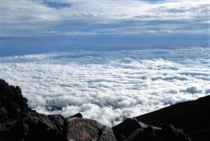 Salita di 2 giorni alla vetta del Monte Fuji con 8ª stazione e guida in inglese