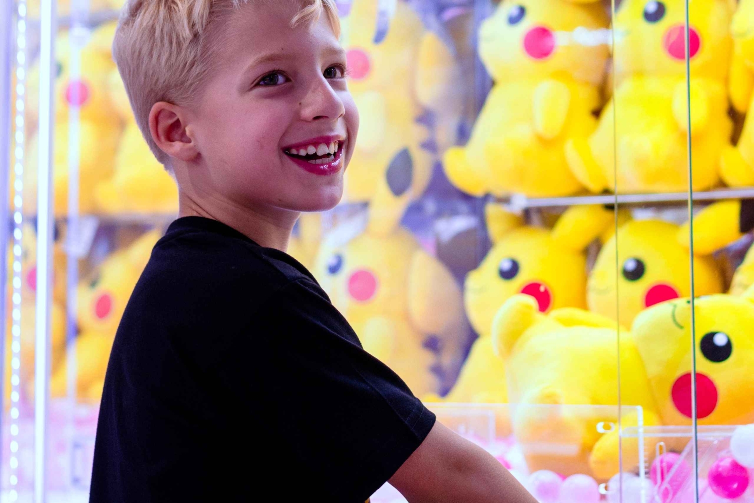 秋葉原「オタク」アドベンチャー – ラーメン、ガチャ、ゲームをお楽しみください