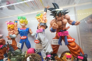 秋葉原「オタク」アドベンチャー – ラーメン、ガチャ、ゲームをお楽しみください