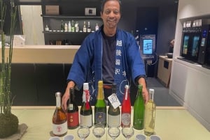 Tokio: Opastettu sake-maistelu englanninkielisen isännän kanssa