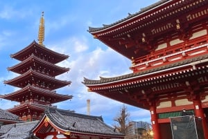 Tokio: Rundgang durch den Asakusa-Tempel und -Schrein mit ortskundigem Guide
