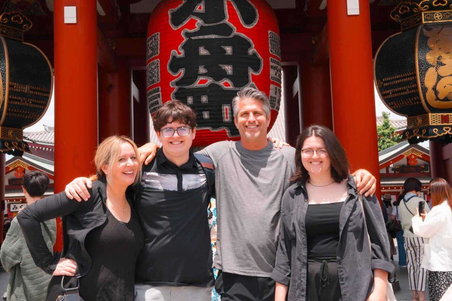 Tokyo: Asakusa & Tokyo’s Oldest Temple Senso-ji Walking Tour