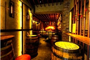 Cata informal de sake japonés y experiencia de aperitivos, Kabukicho