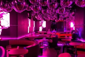 Duik in de populairste nachtclub van Tokio bij The Pink Tokyo