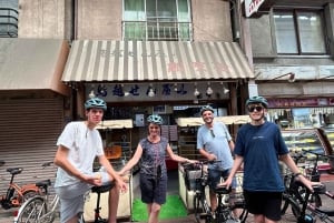 Tokyo buiten de toeristische routes: lokale e-bike-tour (3 uur)
