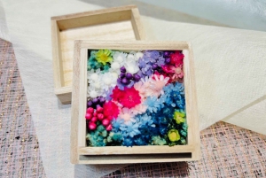 Experiência de criar um minijardim japonês adornado com flores