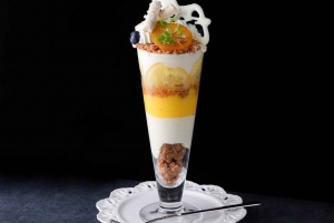 Experiência de criar um minijardim japonês adornado com flores