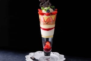 Experiência de criar um minijardim japonês adornado com flores