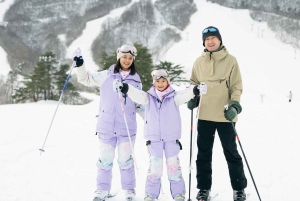 Desde Tokio: Excursión de un Día de Esquí de Invierno en la Estación Nieve Fujiyama Yeti