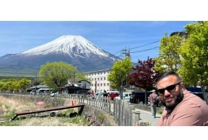 Von Tokio aus: Mt Fuji Private Tour in einem luxuriösen Land Cruiser