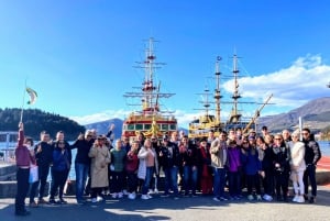 From Tokyo to Mount Fuji: Full-Day Tour and Hakone Cruise