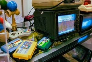 Workshop de modificação de Game Boy em Akihabara, Tóquio
