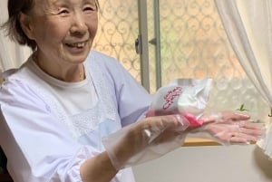 銀座：日本の祖母と学ぶ伝統的なおにぎり作り教室
