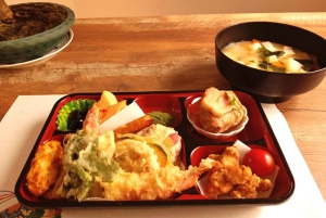 Ginza: Tradisjonell musubi-lagingskurs med japansk bestemor