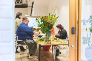 Ikebana-workshop in Tokio: Japanse bloemkunstervaring