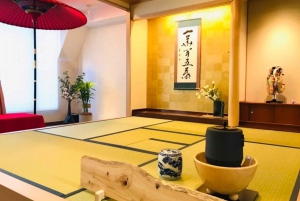 Tea ceremony experience in Japanese-style room 60min