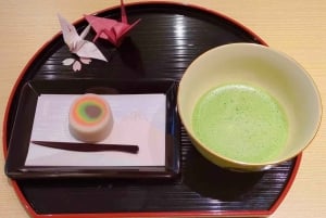 Tea ceremony experience in Japanese-style room 60min