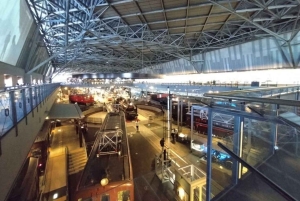 Tour durch die Geschichte der japanischen Eisenbahn im Eisenbahnmuseum