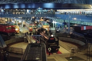 Tour durch die Geschichte der japanischen Eisenbahn im Eisenbahnmuseum