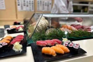 Private Toyosu & Tsukiji Market Adventure with Tuna Auction