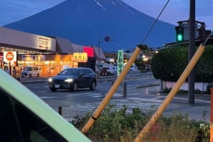 Tokio: prywatna wycieczka na górę Fuji i do Hakone z angielskojęzycznym kierowcą