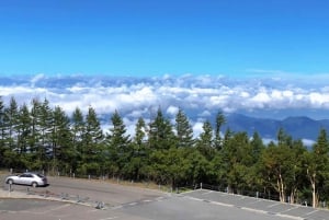 Femte stasjon på Fuji-fjellet, varm kilde og dagsomvisning i Oshino Hakkai