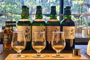 富士山でピンクモスと白州蒸留所ウィスキーミュージアムをご覧ください