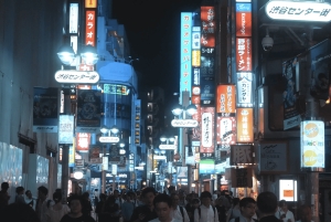Neon Nights: Tokyo Bar Hopping Adventure