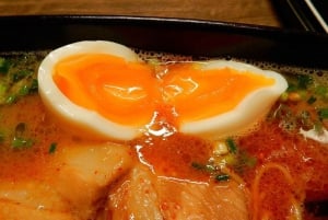 Doświadcz nocnego życia i barów w sercu Fukuoki