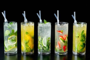 Nightlife & Bar Hopping Experience Fukuoka’s Urban Heartbeat