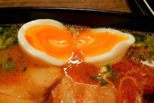 Nightlife & Bar Hopping Experience Fukuoka’s Urban Heartbeat