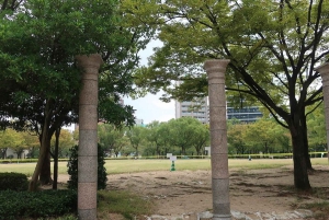 Nightlife & Bar Hopping Experience Fukuoka’s Urban Heartbeat