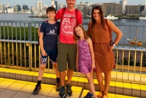 Yksityinen opastettu kiertokäynti Tokiossa oppaan ja ajoneuvon kanssa