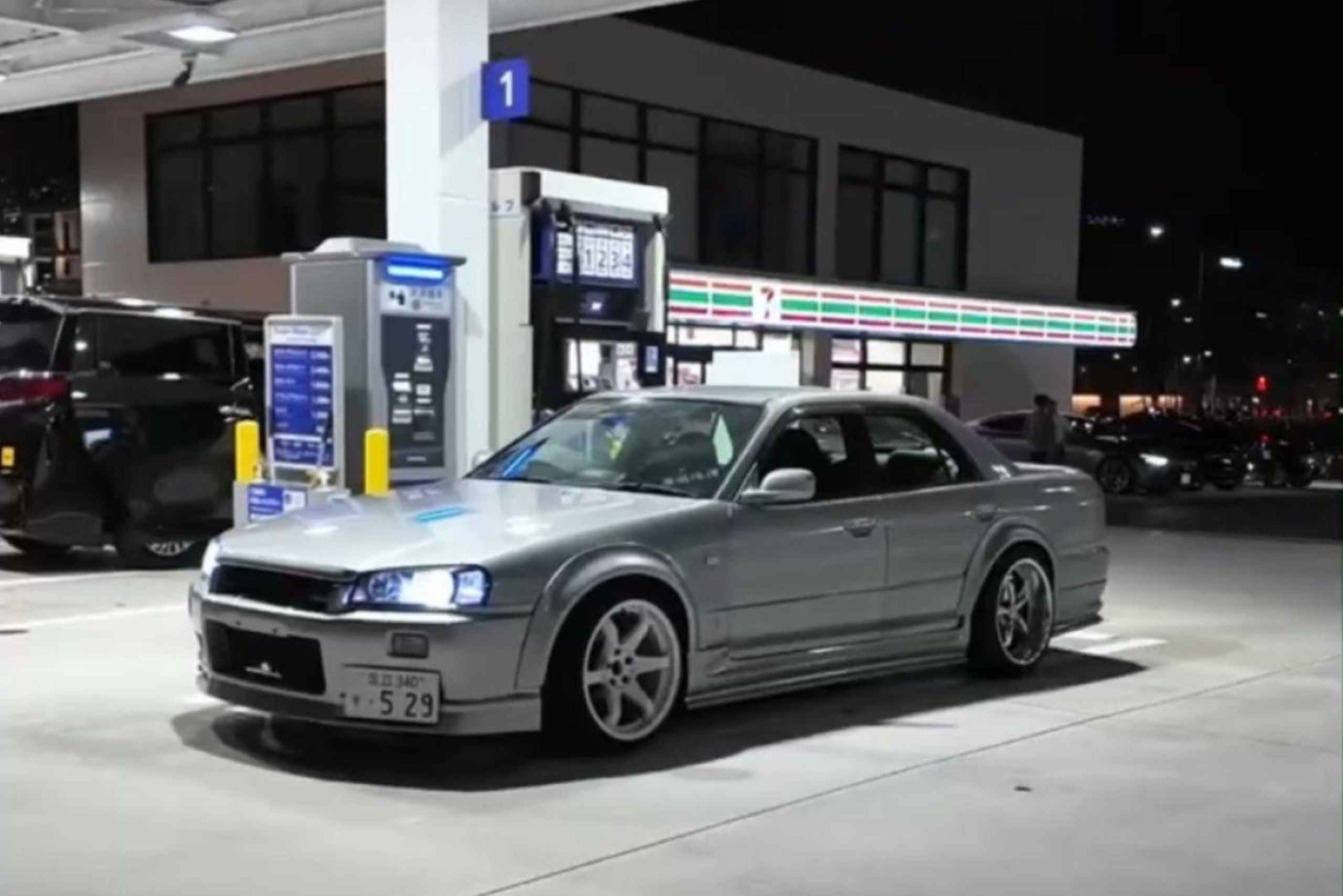Tour privado de Fast & Furious en un R34 Skyline, Chaser o】 furgoneta por Daikoku PA