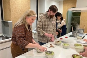 Ramenlaging fra bunnen av + Akihabara-tur – matlagingskurs