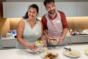 Elaboración de ramen desde cero + tour por Akihabara – Clase de cocina