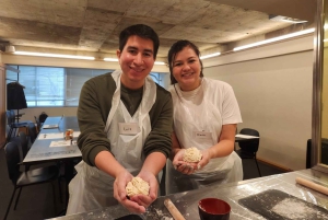Elaboración de ramen desde cero + tour por Akihabara – Clase de cocina