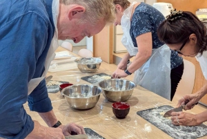 Elaboración de ramen desde cero + tour por Akihabara – Clase de cocina