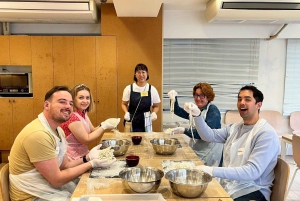 Elaboración de ramen desde cero + tour por Akihabara – Clase de cocina