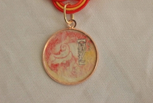 Romantisk Mizuhiki Knot och Omikuji Washi Charm Workshop Ueno