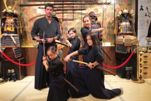 Museo de los samuráis y ninjas de Asakusa: clase de espada samurái y tour