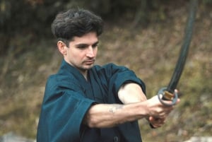Самурайское фехтование и звуковая медитация на природе