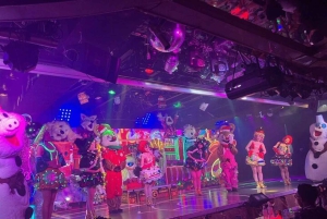 Spettacolo di intrattenimento a tema samurai a Shinjuku