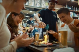 Shibuya Bar Hopping Tour (All-You-Can-Drink + Full Dinner)
