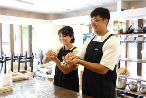 Shibuya Tokyo: Onigiri & Tamagoyaki Cooking Class