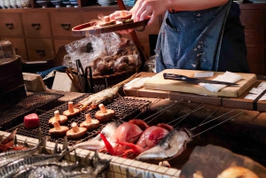 Tour gastronómico y de bebidas por los izakaya de Shinjuku