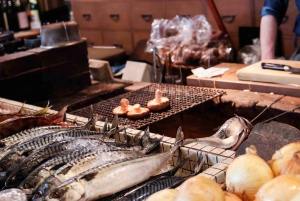 Tour gastronómico y de bebidas por los izakaya de Shinjuku