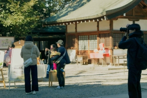 Shinjuku to Kawagoe: Tour with food Tasting & Photo Session
