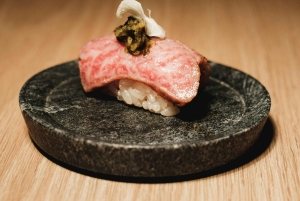 Straateten & Izakaya lekkernijen: Je ultieme culinaire tour door Tokio