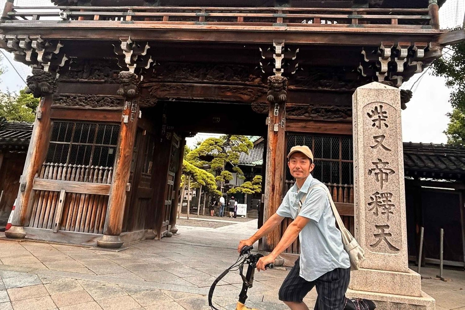 東京：プロの庭師ガイドがご案内する電動自転車で庭園をめぐるベーシックコース